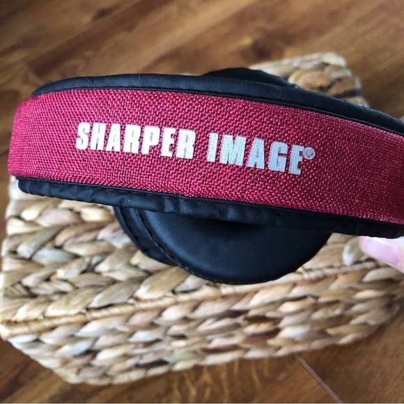 Sharper Image Rechargeable wireless headphones. - Picture 4 of 4